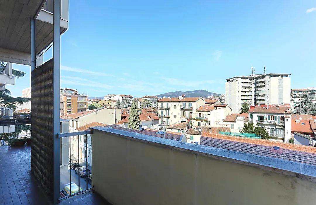 La Tua Casa A Firenze Con Parcheggio Privato Per 2 Auto-1